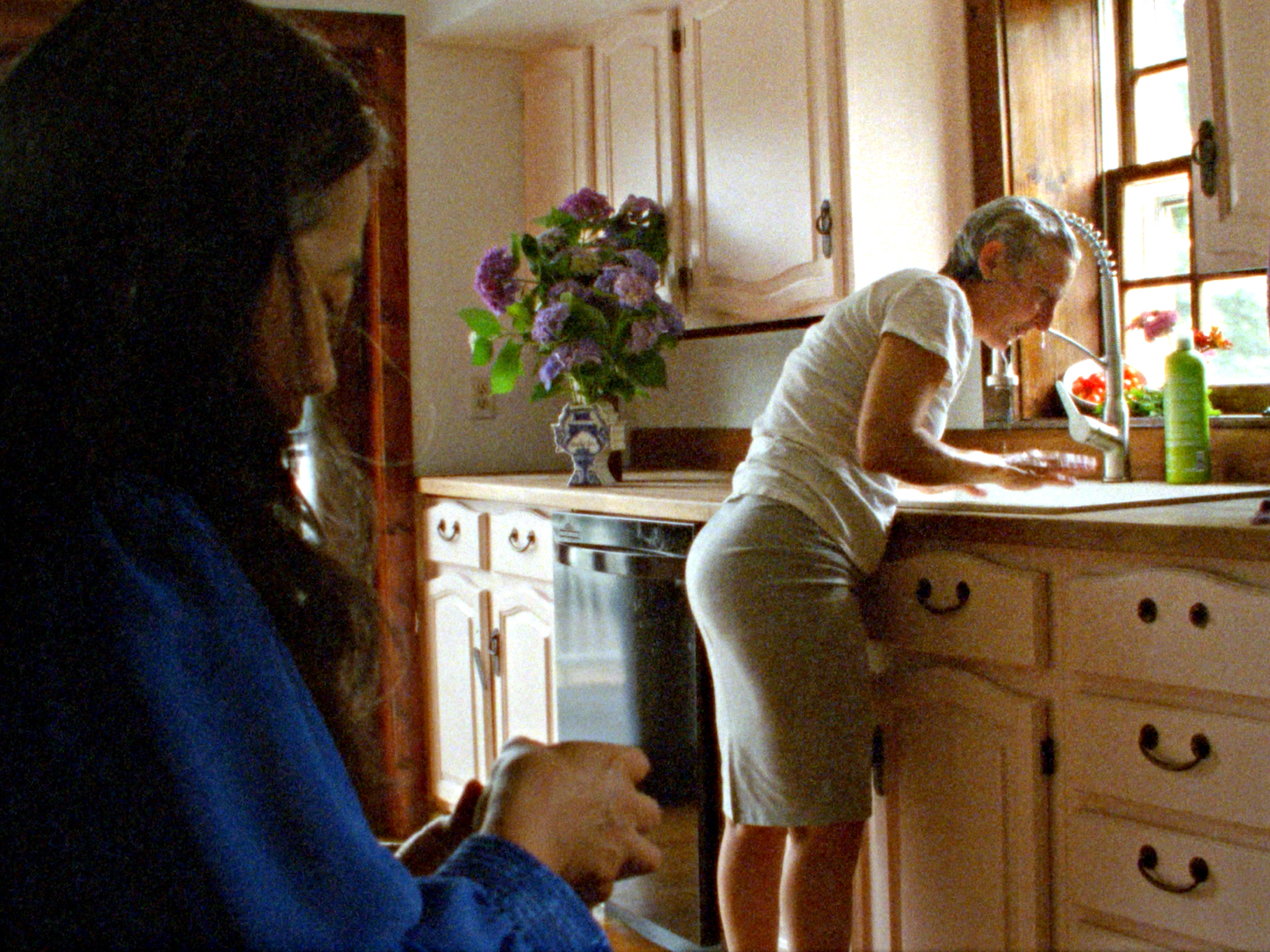 Filmstill Pressing Stephanie Barber